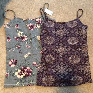 medium tank tops from Aeropostale